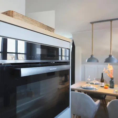 Gorch-fock-strasse. 1, Dg *